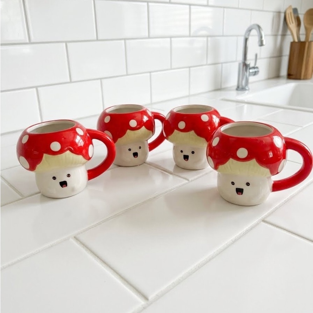 Cute Mushroom Face Ceramic Mugs - Red & Cream Set of 4